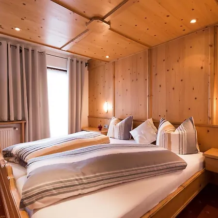 Gasthof Piburger See 3*