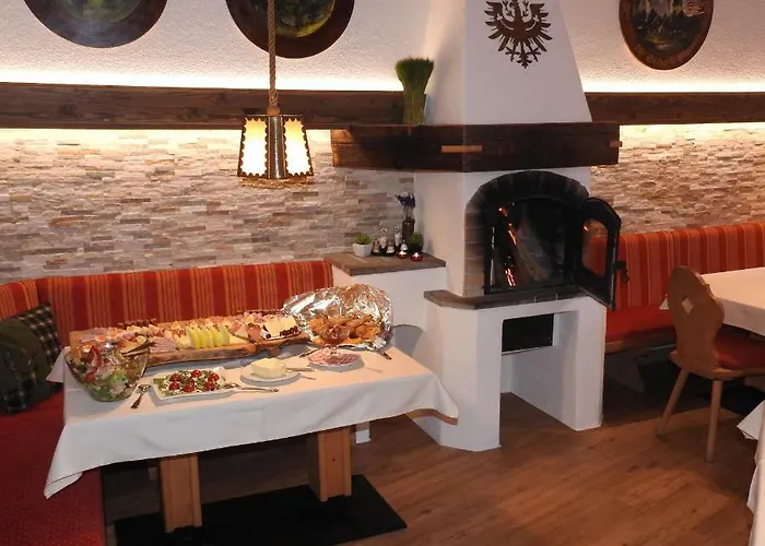 Penzion Gasthof Piburger See 3*