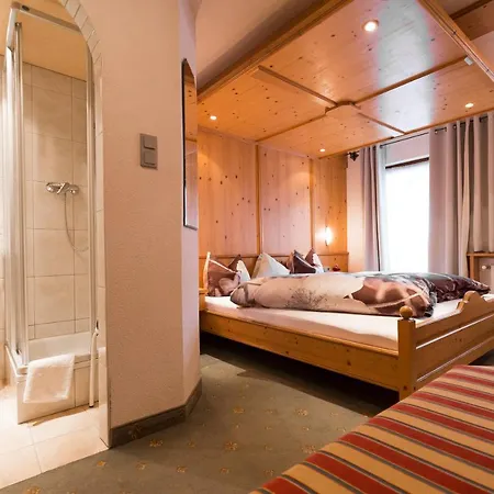 皮伯格湖旅馆 宾馆 厄茨